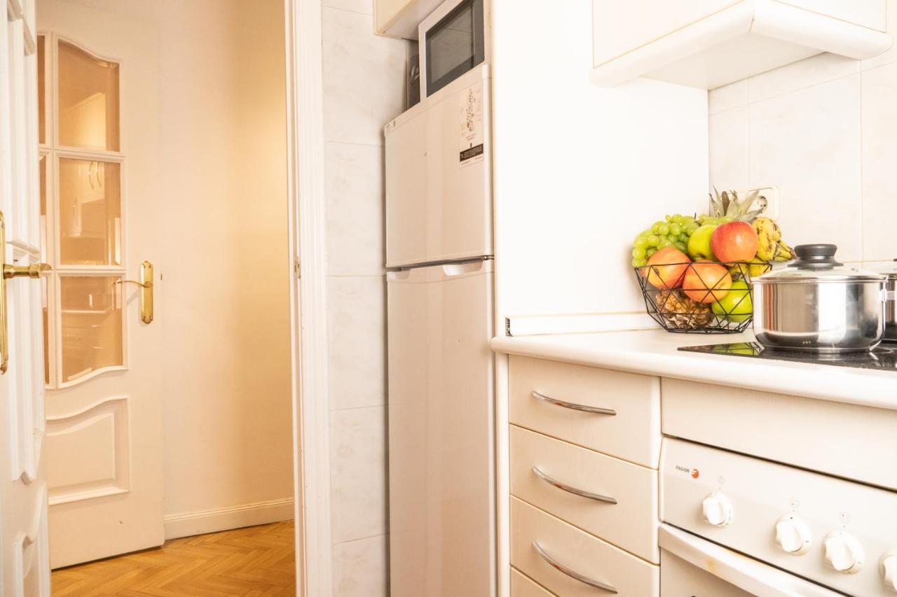 Gran Via Central Lovely Private Apt In The Heart Of Chueca Lejlighed Madrid Eksteriør billede